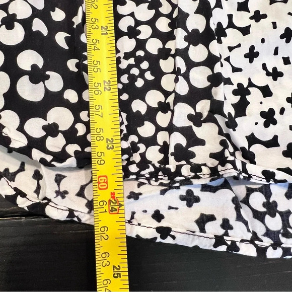 Talbots Abstract Clover Black White Peasant Blouse - Picture 8 of 8